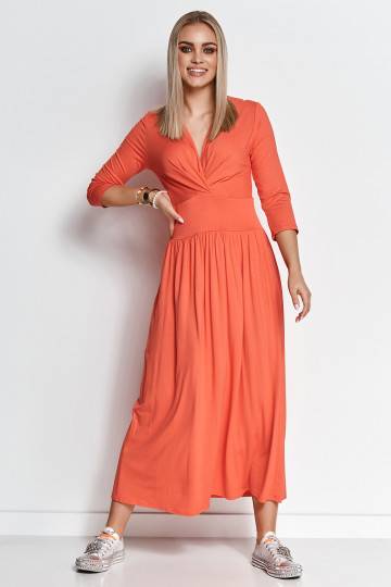 Oranžinės spalvos suknelė...