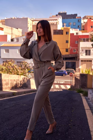 Moteriškas kombinezonas iš...