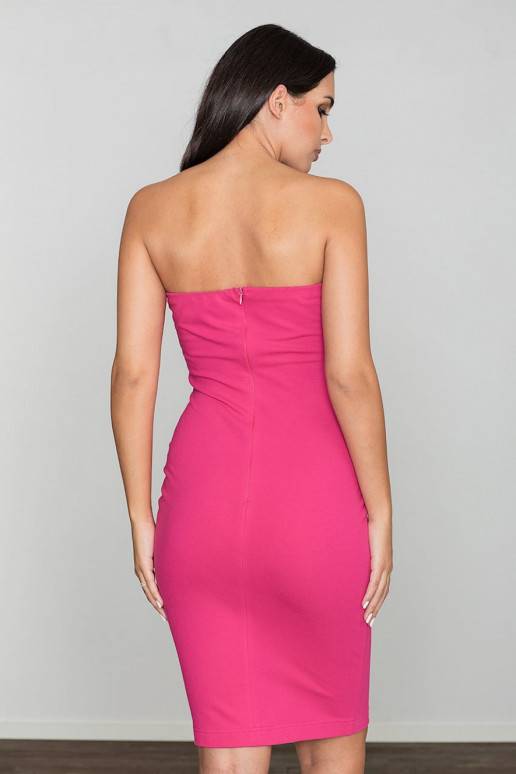 Ryškios rožinė spalvos prigludusi...