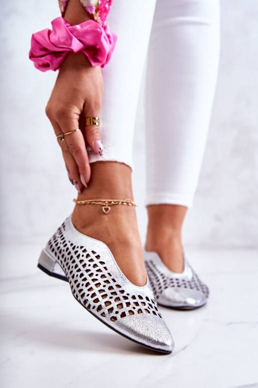 Elegantiško stiliaus   batai su aužūro elementais sidabro spalvos Ismena