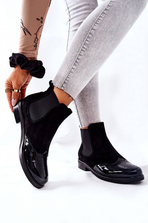   Įsispiriamo modelio Aulinukai Laura Messi juodos spalvos 2096