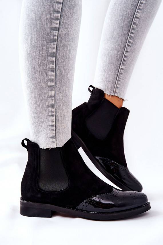   Įsispiriamo modelio Aulinukai Laura Messi juodos spalvos 2096