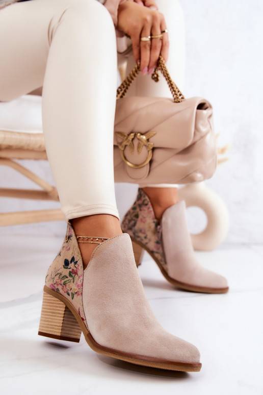 Moteriški aulinukai  su kulniukais  dramblio kaulo spalvos 04492