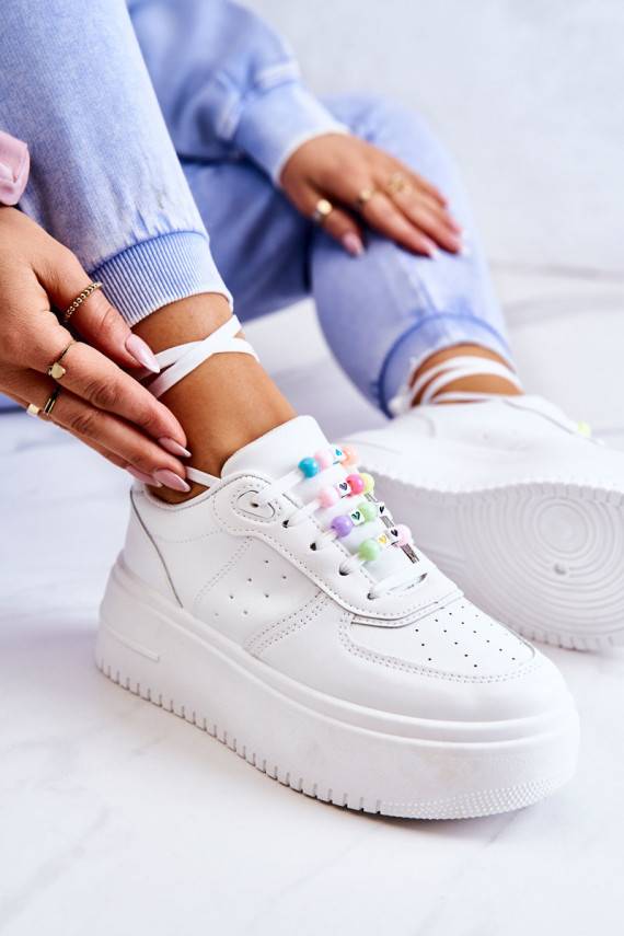   su dirželiais sportiniai bateliai Sneakers modelio batai baltos spalvos Manila