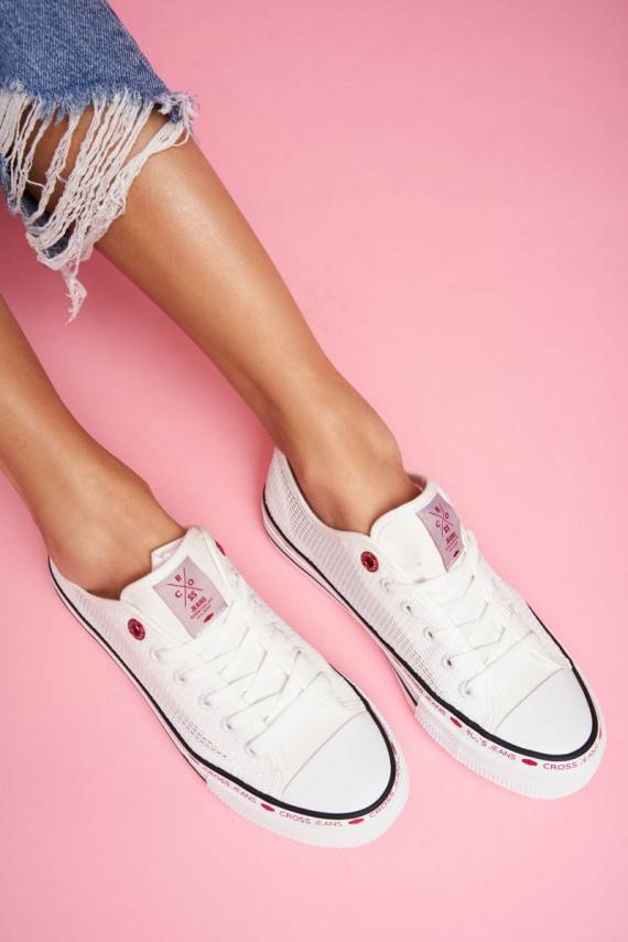 Laisvalaikio bateliai Cross Jeans baltos spalvos