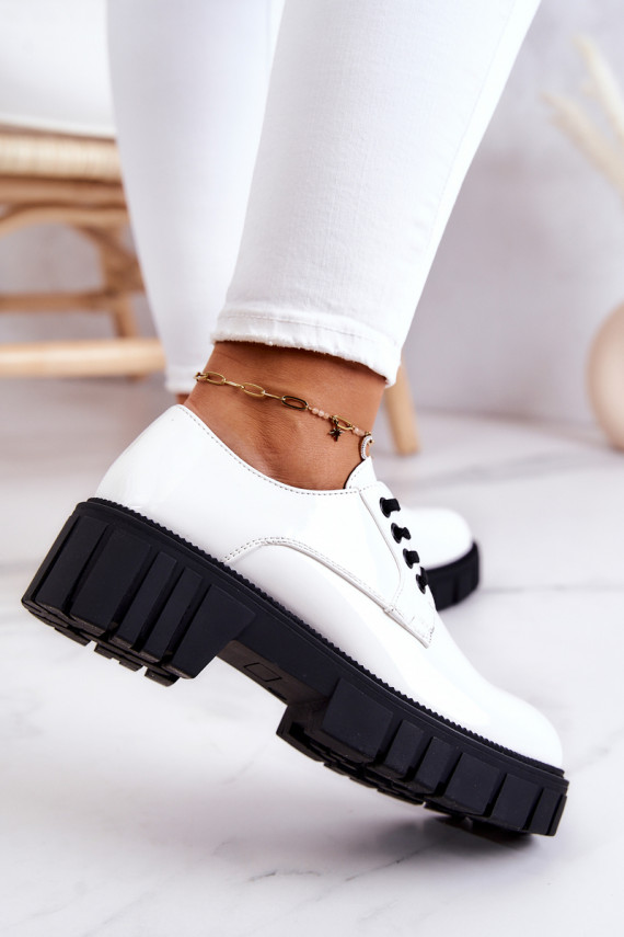 Madingos su lako efektu batai La.Fi baltos spalvos Hallie