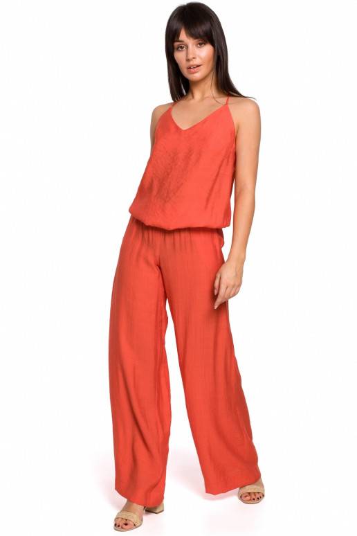 Ryškus vasaros kombinezonas iš BE