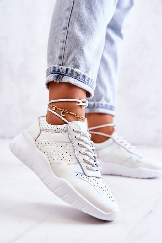 Klasikinio modelio   Sneakers modelio batai baltos spalvos Carly