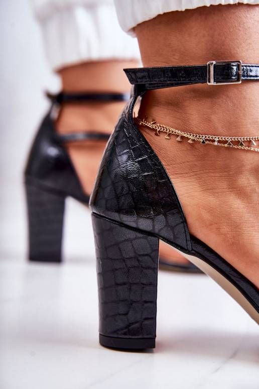   Moteriškos basutės  su spindinčiomis detalėmis juodos spalvos Ramona