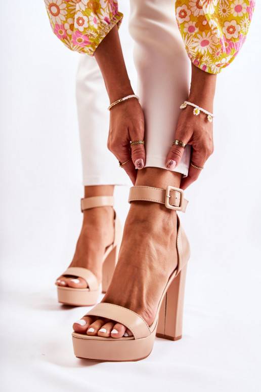 Sandalai su kulniukais smėlio spalvos Medanos