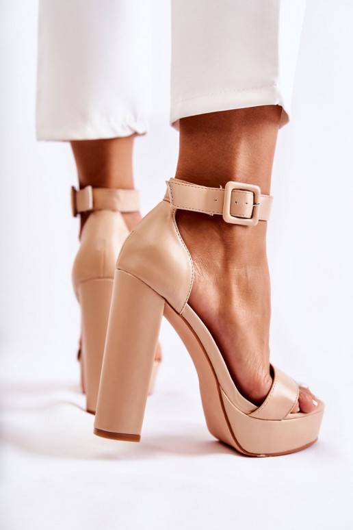 Sandalai su kulniukais smėlio spalvos Medanos