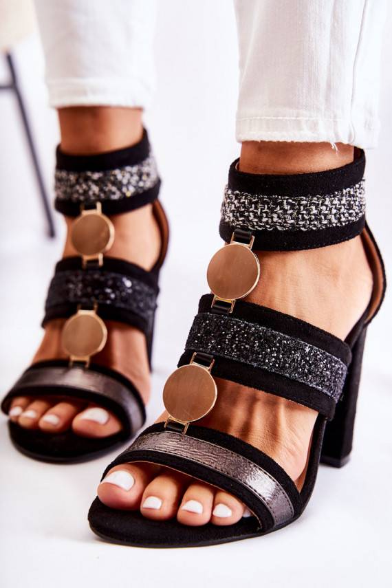 Moteriškos basutės su kulniukais juodos spalvos Laurita