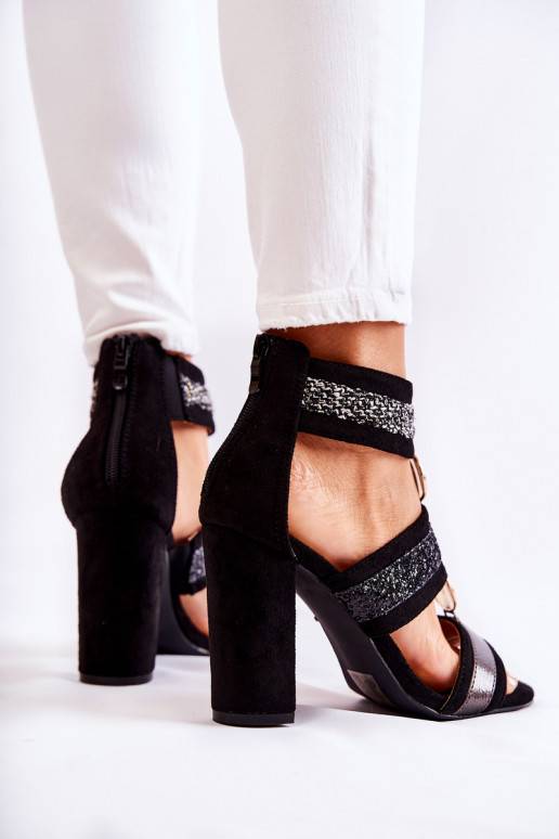 Moteriškos basutės su kulniukais juodos spalvos Laurita