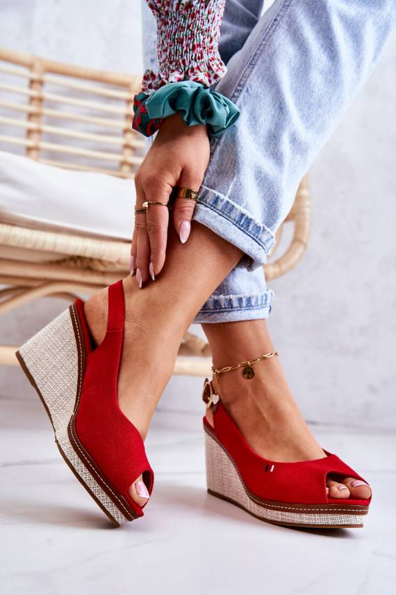   Patogios basutės su sagtelėmis raudonos spalvos Thallas