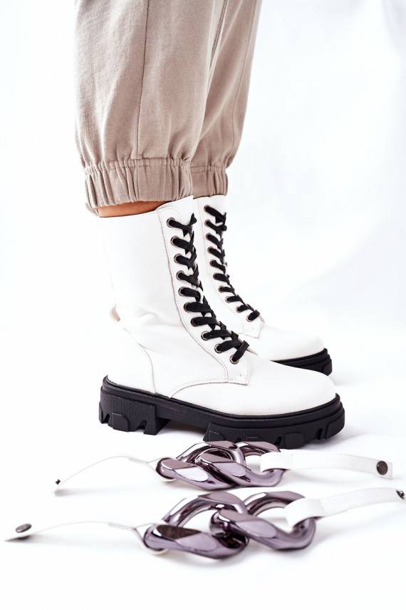 Moteriški aulinukai Baltos spalvos iš Jensen