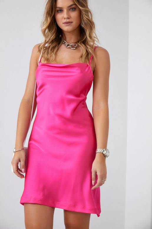 Suknelė mini su petnešėlėmis ryškios rožinės spalvos