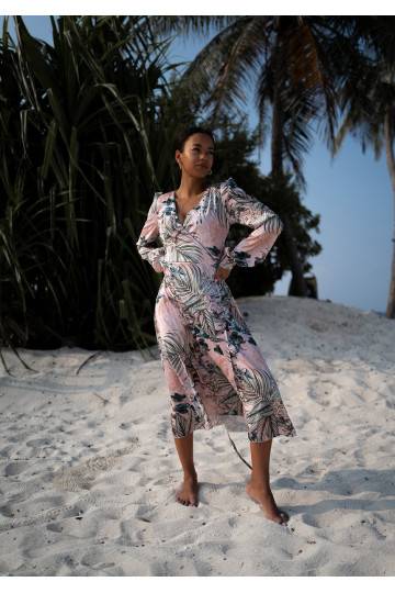 Rožinės spalvos MIDI suknelė