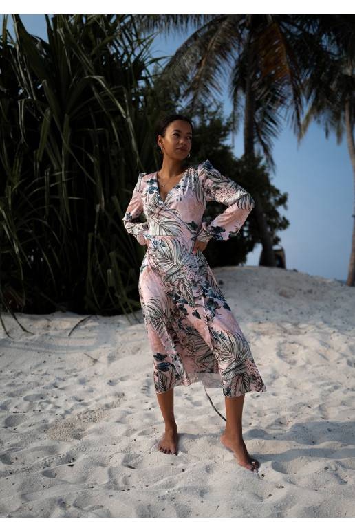 Rožinės spalvos MIDI suknelė