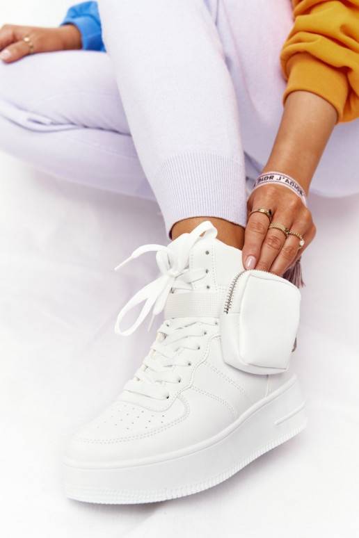 Sportinio stiliaus batai su platforma su tašyte baltos spalvos Alexis