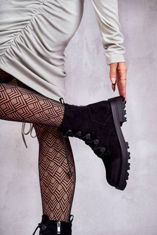   iš zomšos pašiltinti Aulinukai su užtempiamu užsegimu juodos spalvos Helia