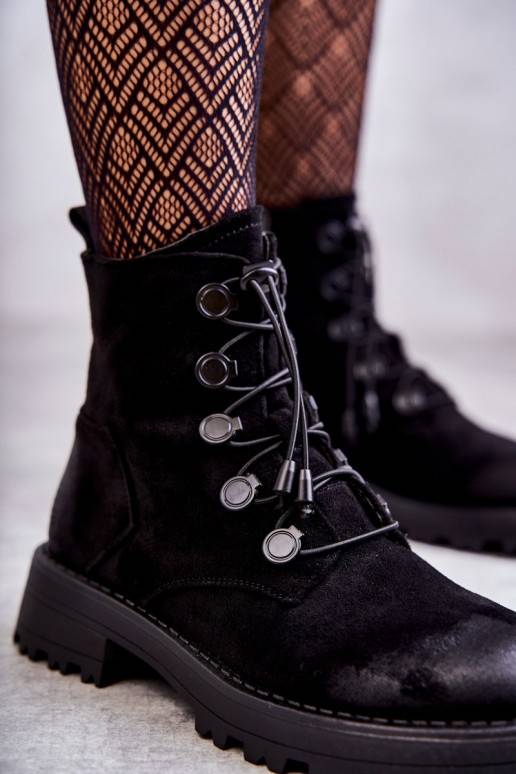   iš zomšos pašiltinti Aulinukai su užtempiamu užsegimu juodos spalvos Helia