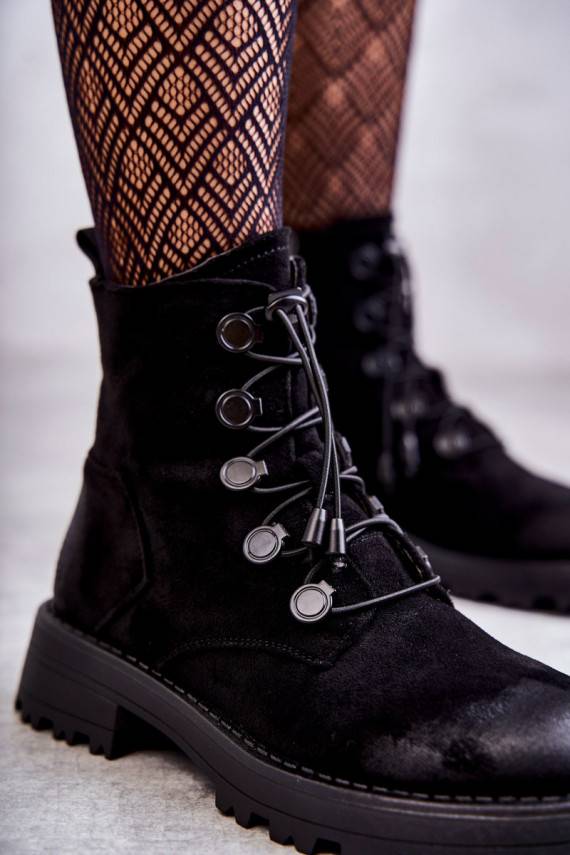   iš zomšos pašiltinti Aulinukai su užtempiamu užsegimu juodos spalvos Helia