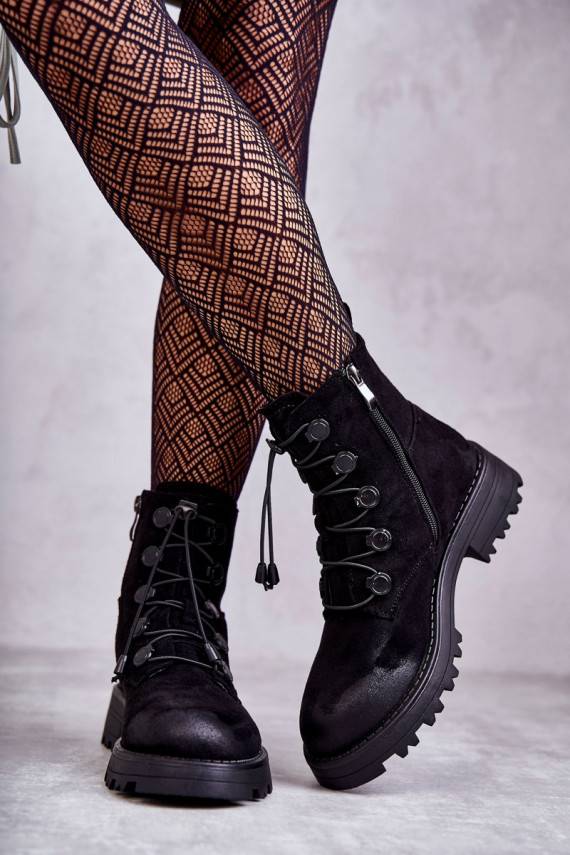   iš zomšos pašiltinti Aulinukai su užtempiamu užsegimu juodos spalvos Helia