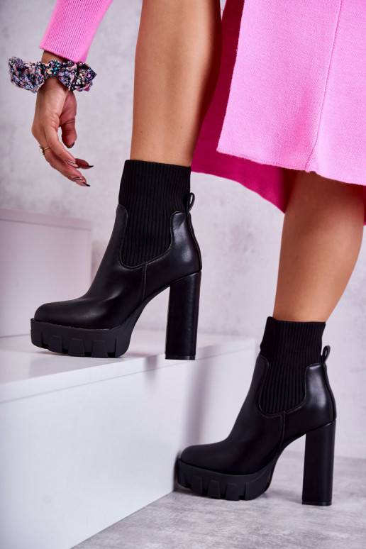 Moteriški aulinukai  su kojinės tipo auliuku juodos spalvos Adalyn