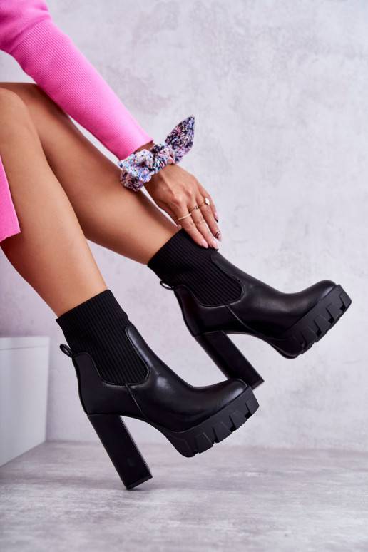 Moteriški aulinukai  su kojinės tipo auliuku juodos spalvos Adalyn