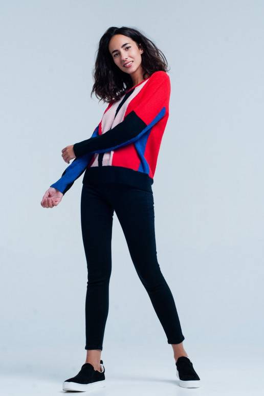 Išskirtinis laisvai krentantis megztinis moterims