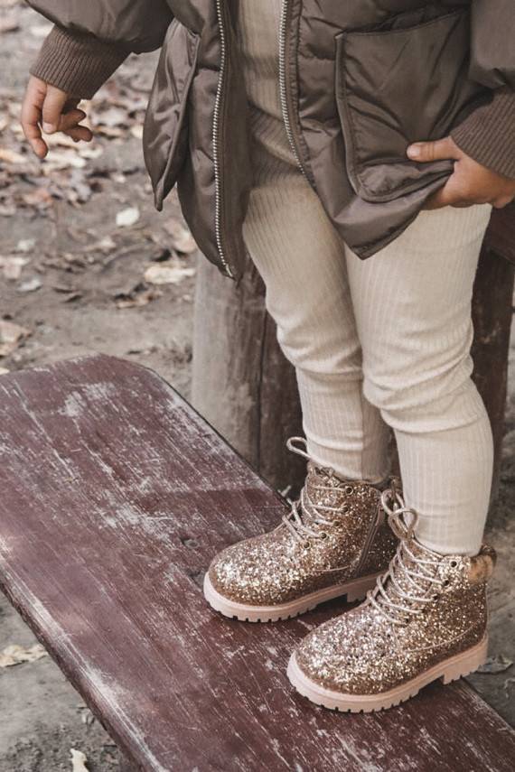 Blizgantys šilti vaikiški suvarstomi aulinukai rausvo aukso spalvos Mermaid