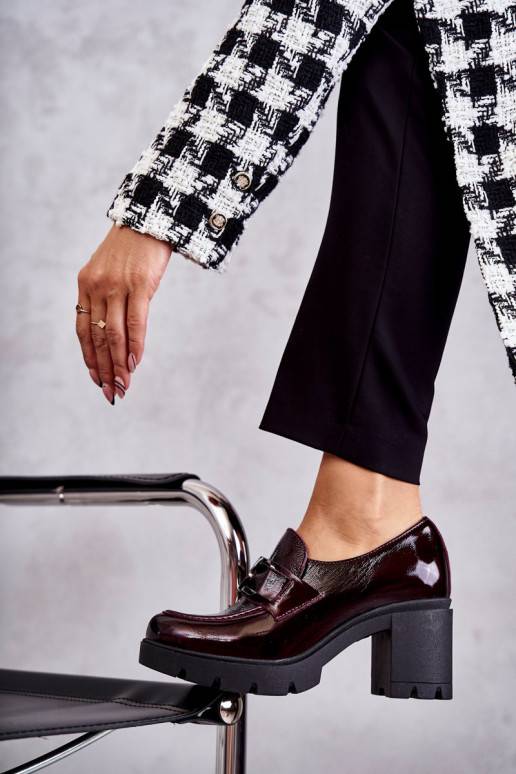 Elegantiško stiliaus batai su kulniukais Ze Srebrną Ozdobą bordo spalvos Harmell