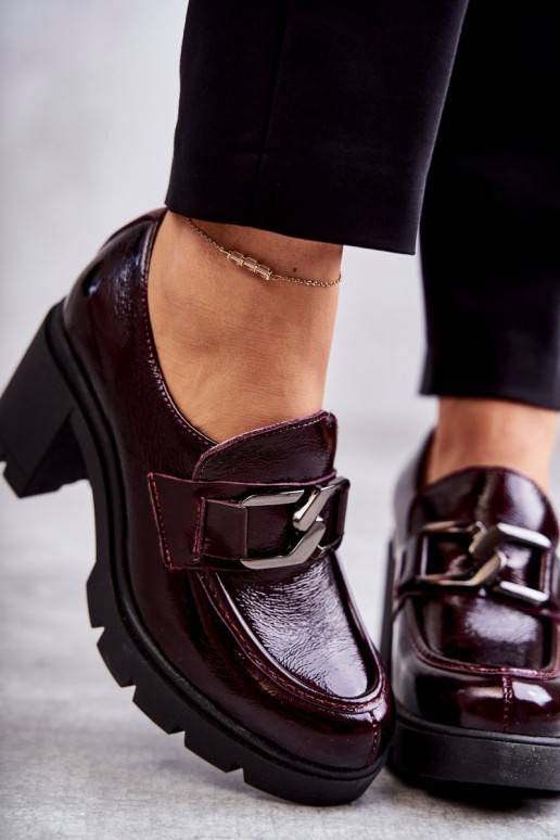 Elegantiško stiliaus batai su kulniukais Ze Srebrną Ozdobą bordo spalvos Harmell