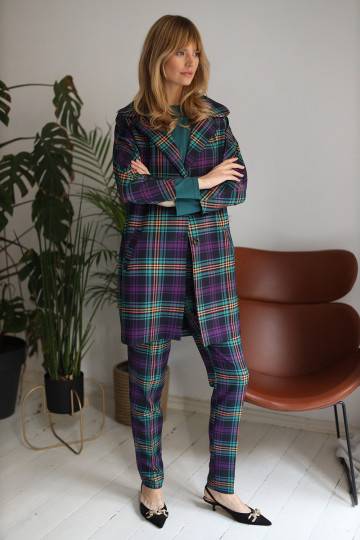 Languotas paltas iš Eteria...