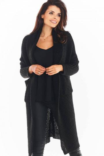 Juodas Kardiganas modelis...