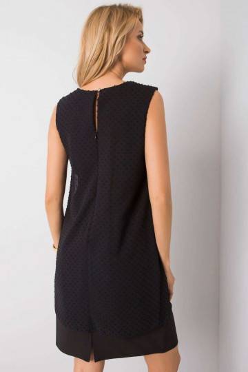 Juoda vakarinė suknelė... 2