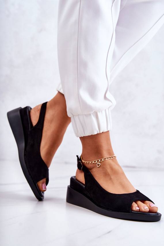   Zomšinės basutės su sagtelėmis juodos spalvos Camille