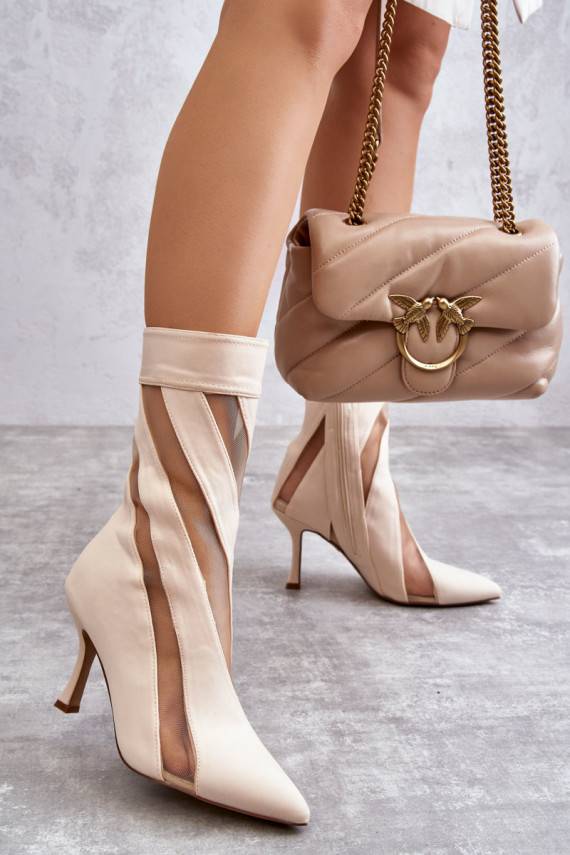     Aulinukai su plonais kulniukais smėlio spalvos Deyna