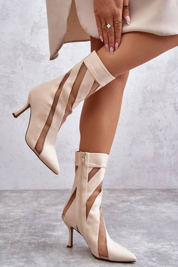     Aulinukai su plonais kulniukais smėlio spalvos Deyna