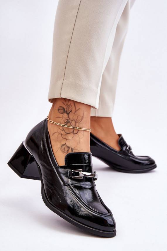  su lako efektu Bateliai juodos spalvos Damira